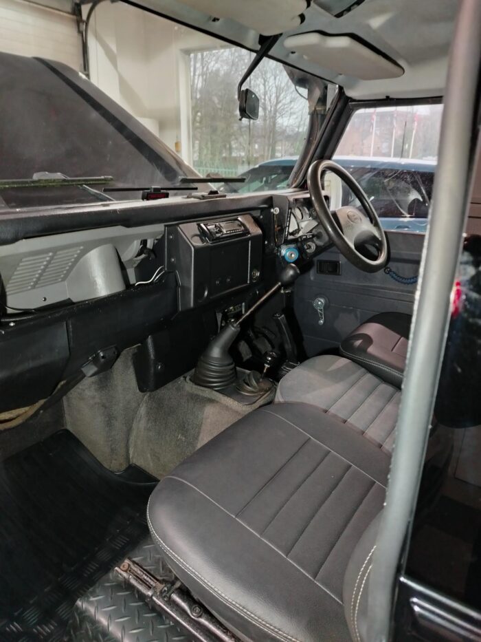 Land Rover 90 Defender 300 TDI Galv-Chassis and Bulkhead - Image 17