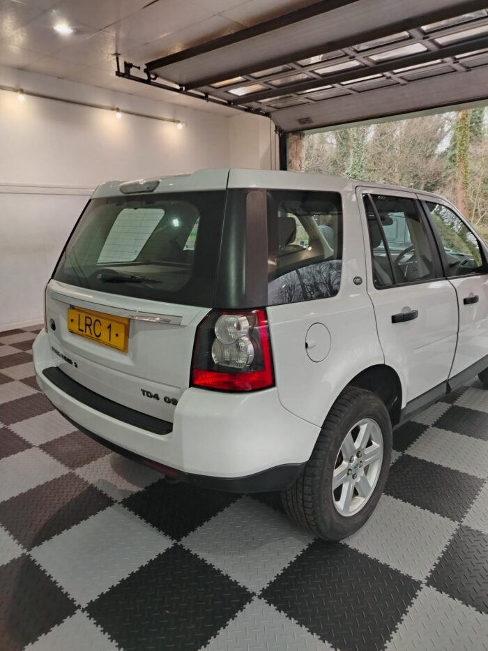 FREELANDER 2 GS AUTO 2011 59K LOW MILAGE - Image 9