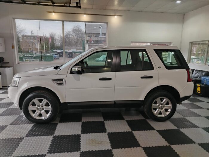 FREELANDER 2 GS AUTO 2011 59K LOW MILAGE - Image 8