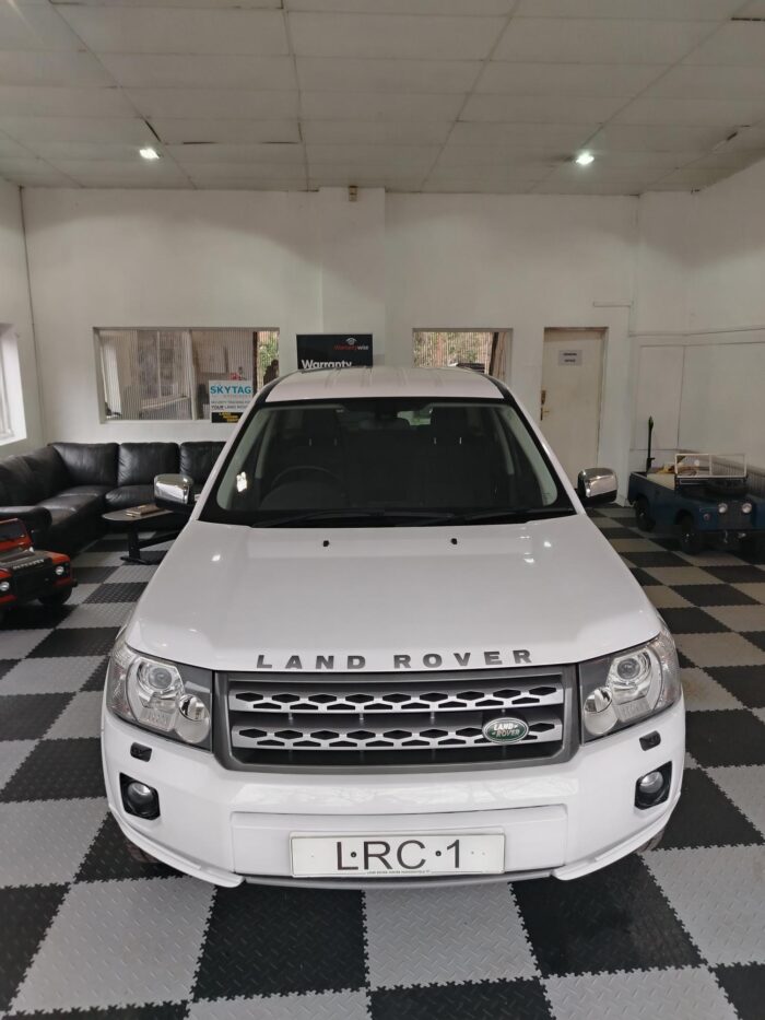 FREELANDER 2 GS AUTO 2011 59K LOW MILAGE - Image 2