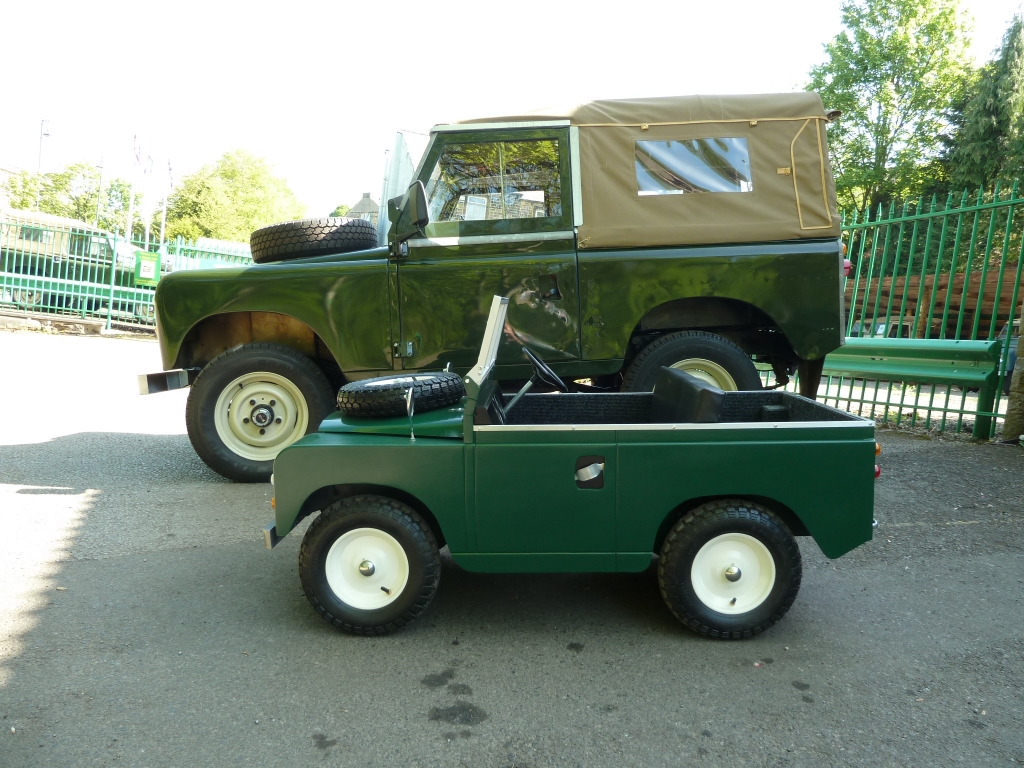 kids electric land rover