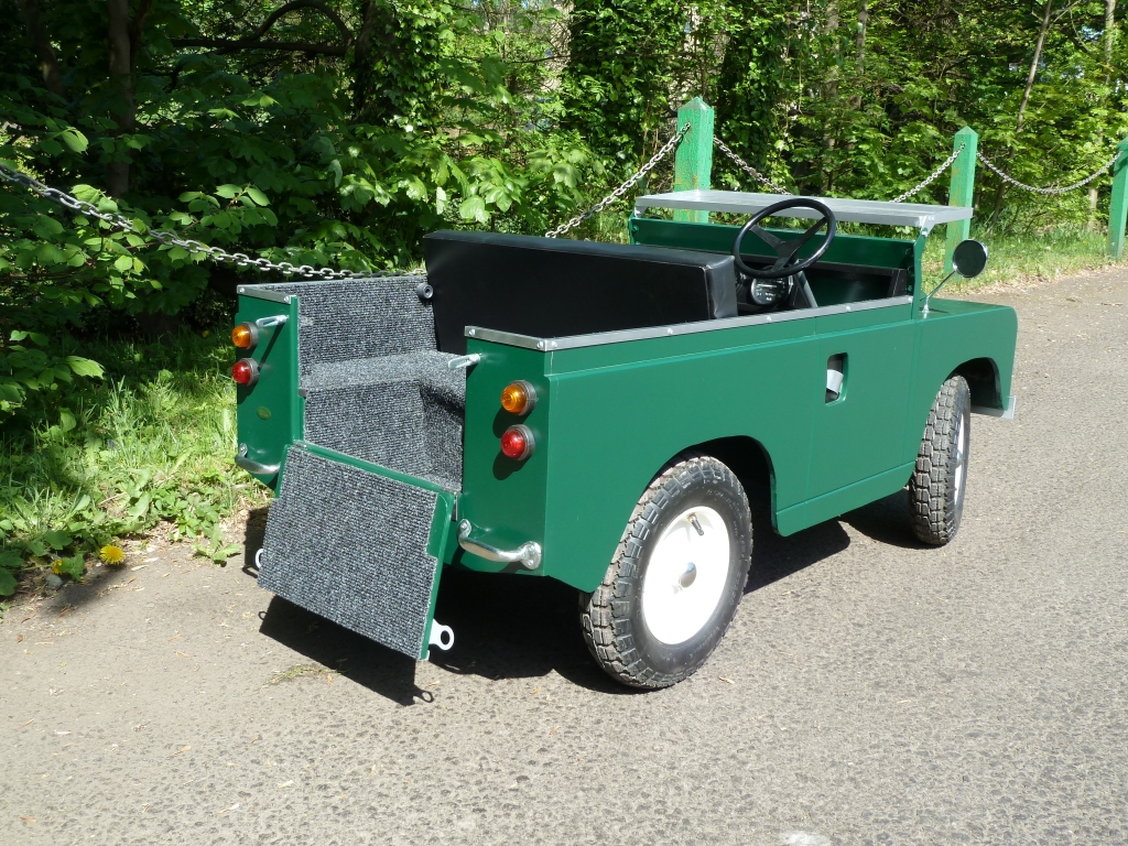 childs electric land rover
