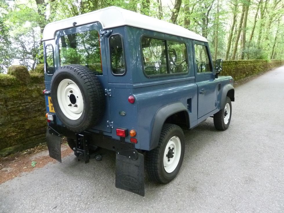 Defender 90 Reserved