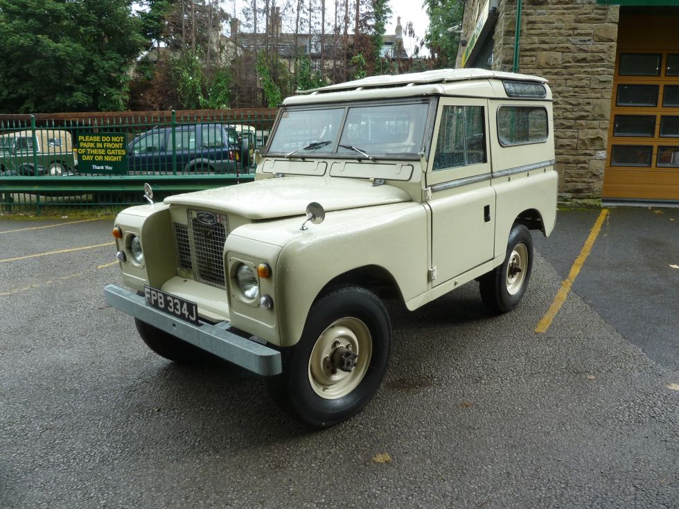 New Arrival - 1971 Series IIA - Land Rover Centre