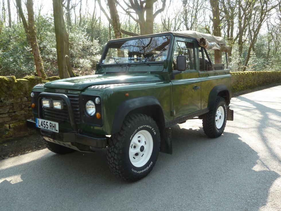 LHD Defender – Purchased by Paul in the USA