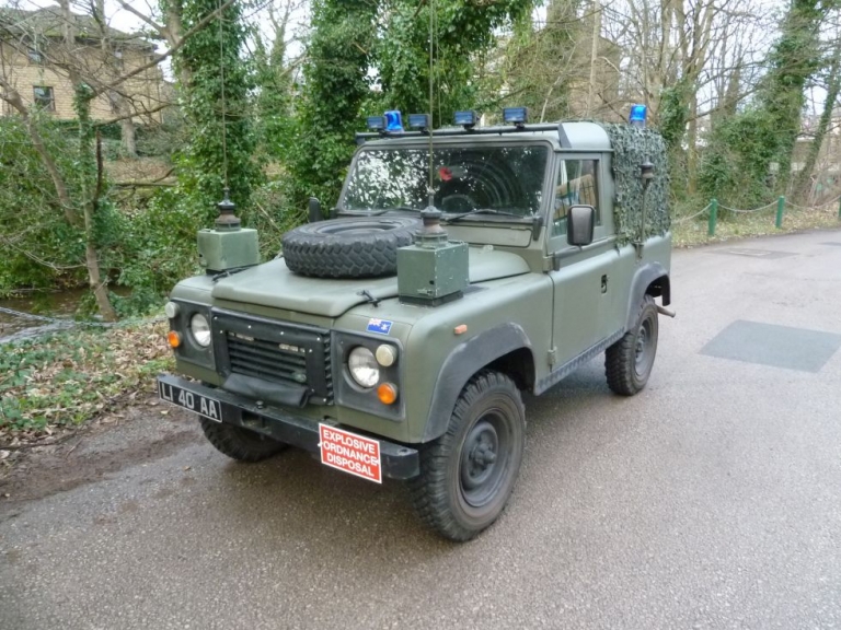 Bomb Disposal Land Rover Arrives - Land Rover Centre