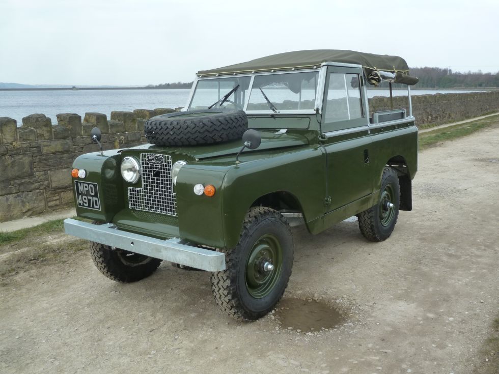 Client visits from York to approve purchase of 1966 Land Rover Series 2A