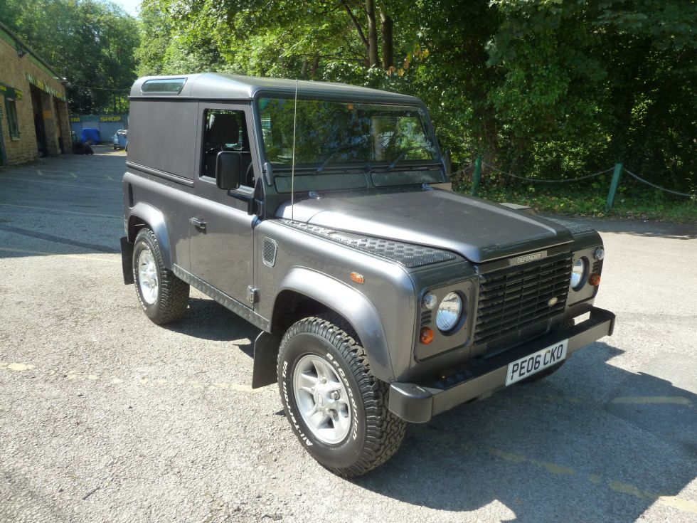 2006 Land Rover Defender