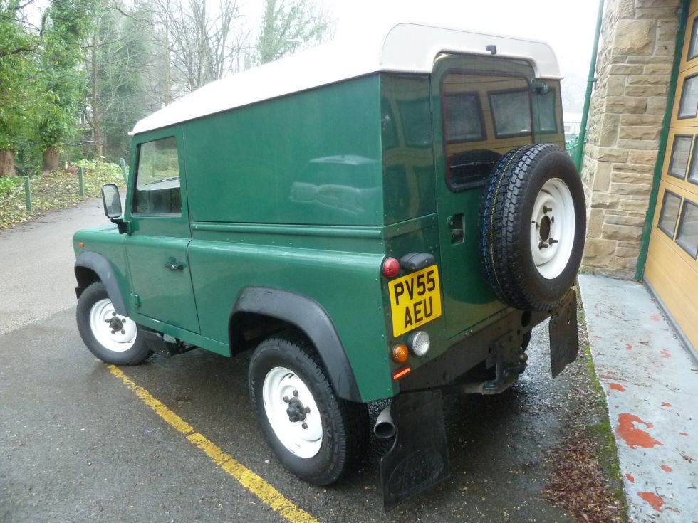 New Arrival - 2005 Land Rover Defender 90 - Land Rover Centre