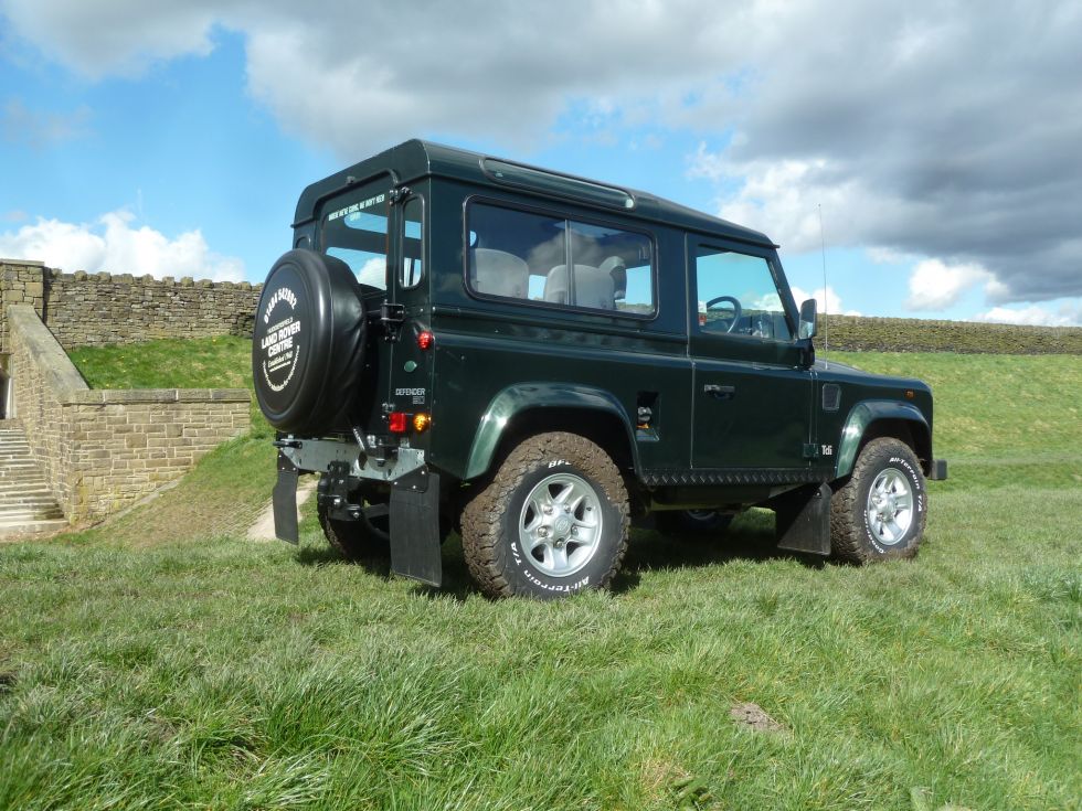 Land Rover Defender 90