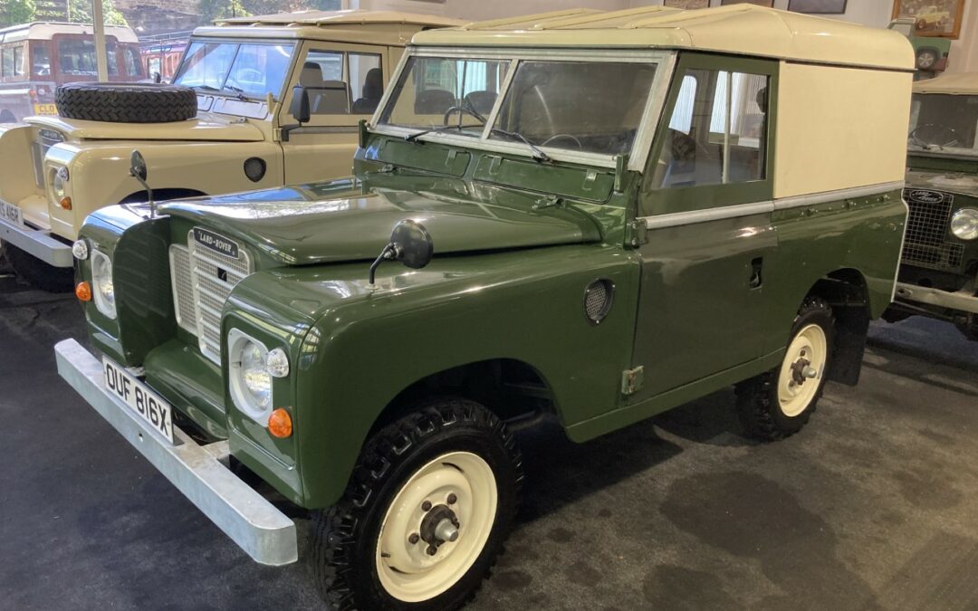 OUF 816X – Refurbished 1981 Series 3 Land Rover – Purchased by Alan