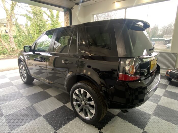 FREELANDER 2 HSE LUX AUTO ONLY 47K LOW MILEAGE - Image 4